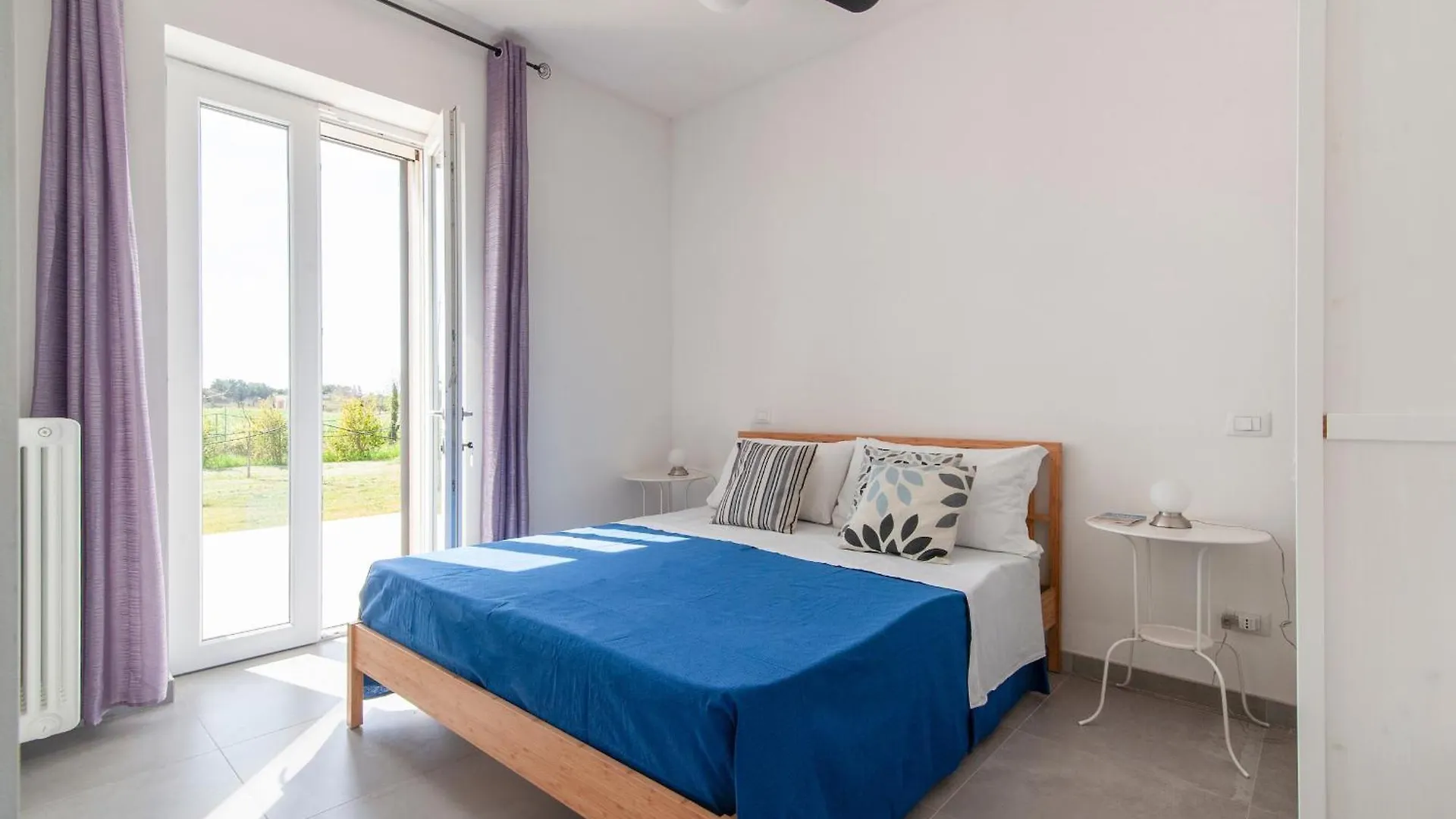 Agrihouse Fronte Mare Torre Dell'Orso Hotel Lecce 0*,